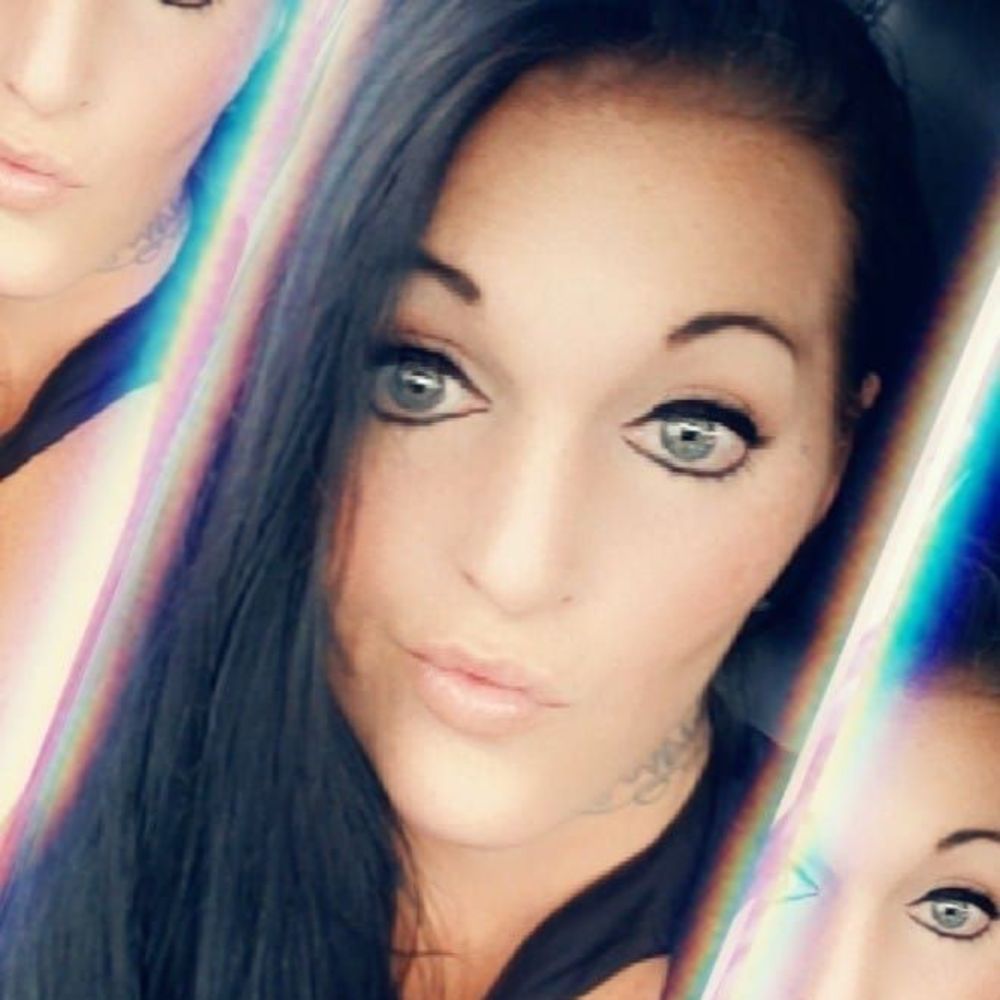 Meet your Posher, Jade
